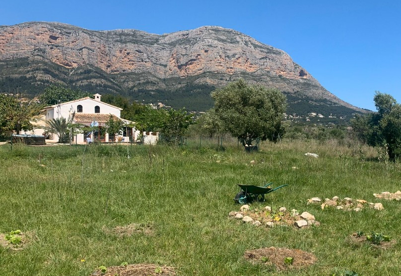Finca Rústica Autosostenible en Jávea