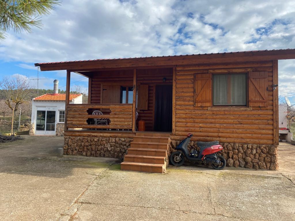 Finca de almendros en Venta en Cofrentes 3
