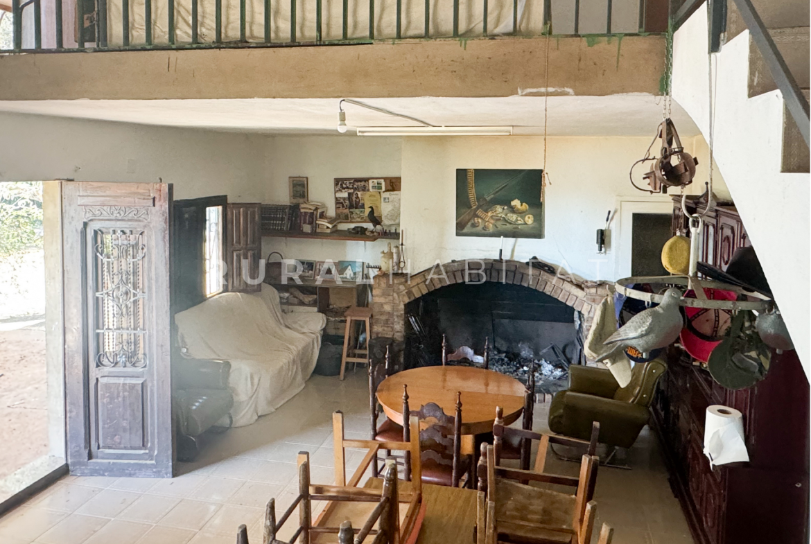 Country House for Sale in Alfara de Algimia, Valencia