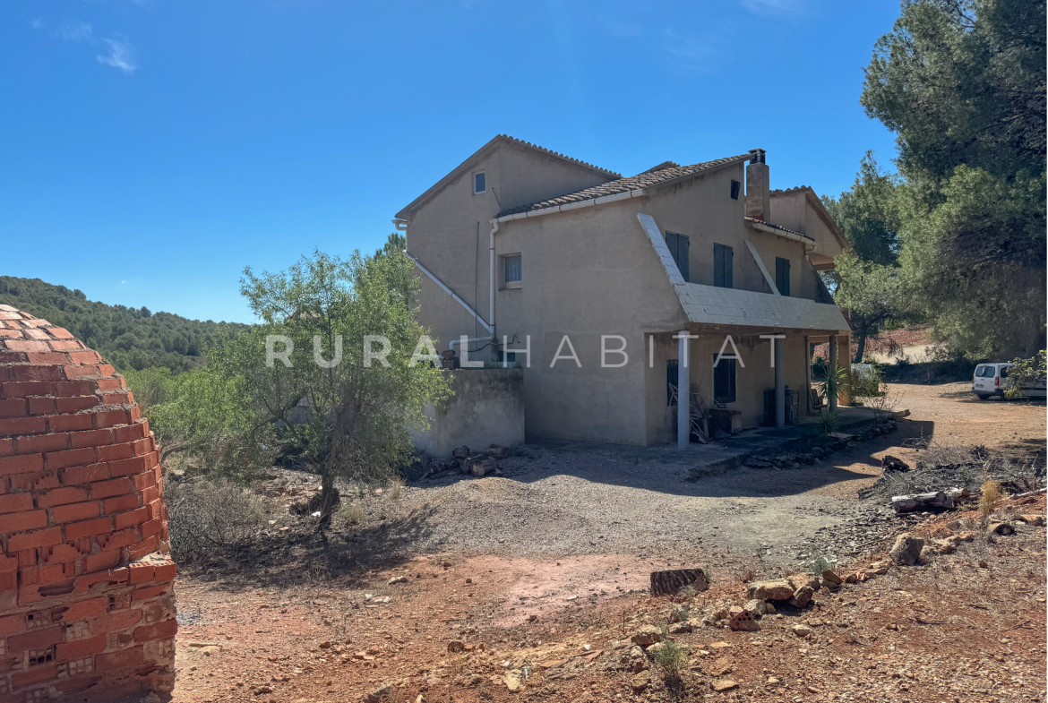 Country House for Sale in Alfara de Algimia, Valencia