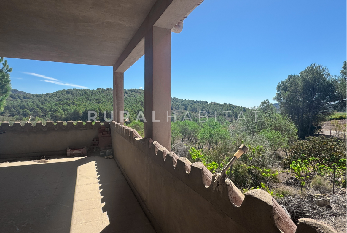 Country House for Sale in Alfara de Algimia, Valencia