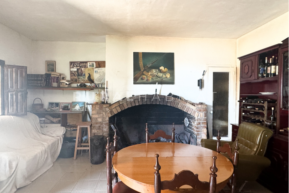Country House for Sale in Alfara de Algimia, Valencia
