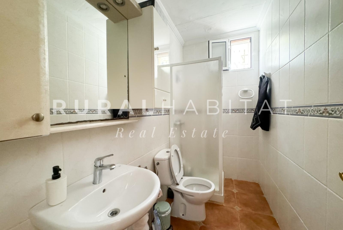 Charming Rustic Estate for Sale Near Valencia