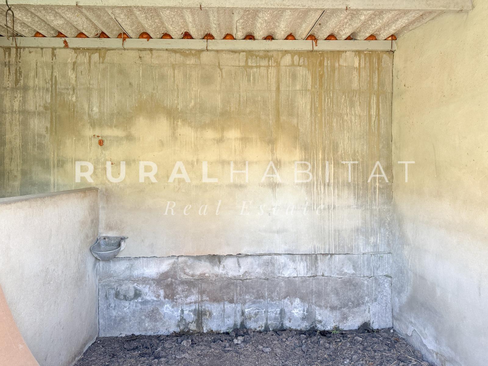 RH35. Cuadra Charming Rustic Estate for Sale Near Valencia