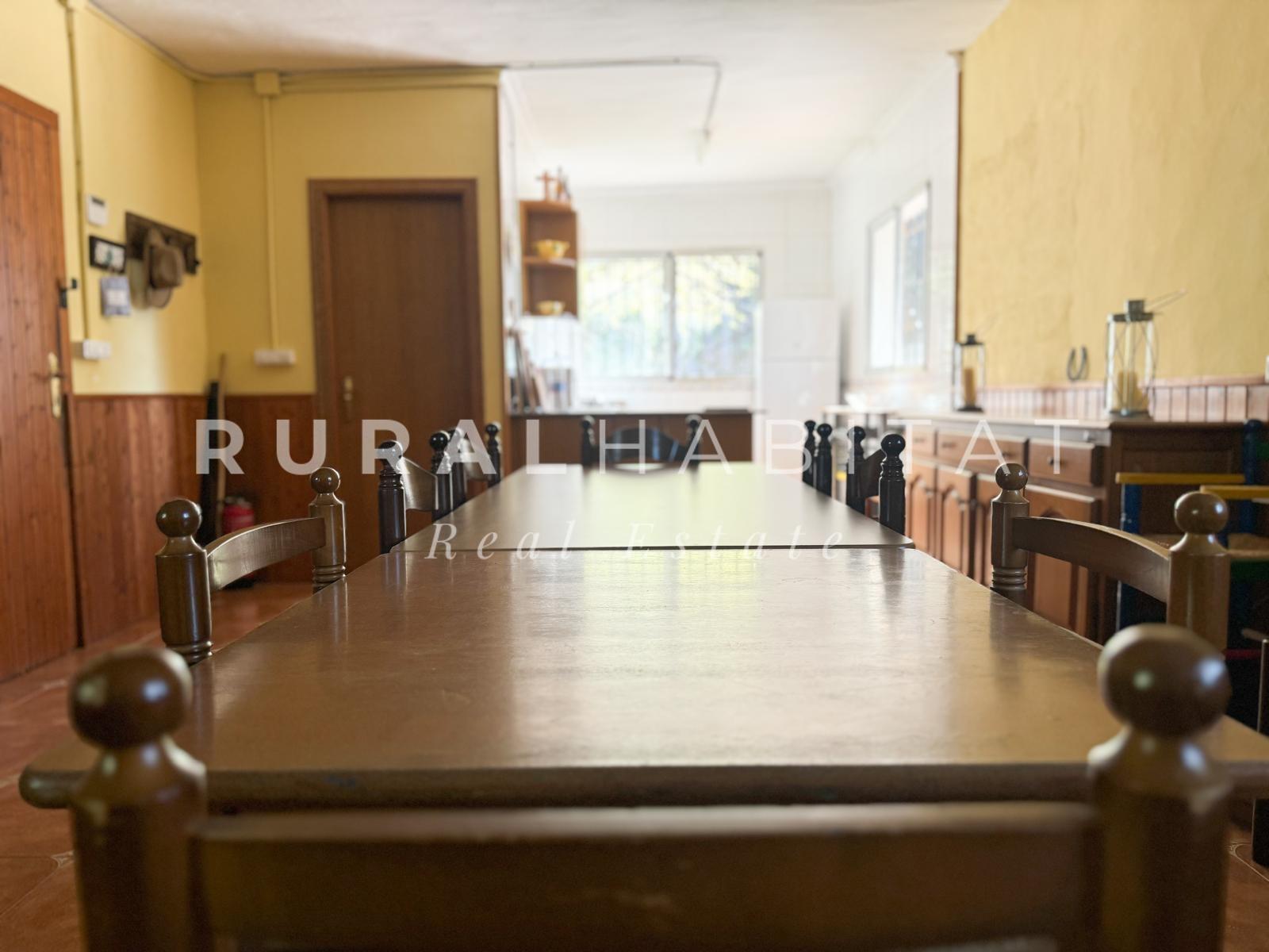 RH35. Detalles Charming Rustic Estate for Sale Near Valencia