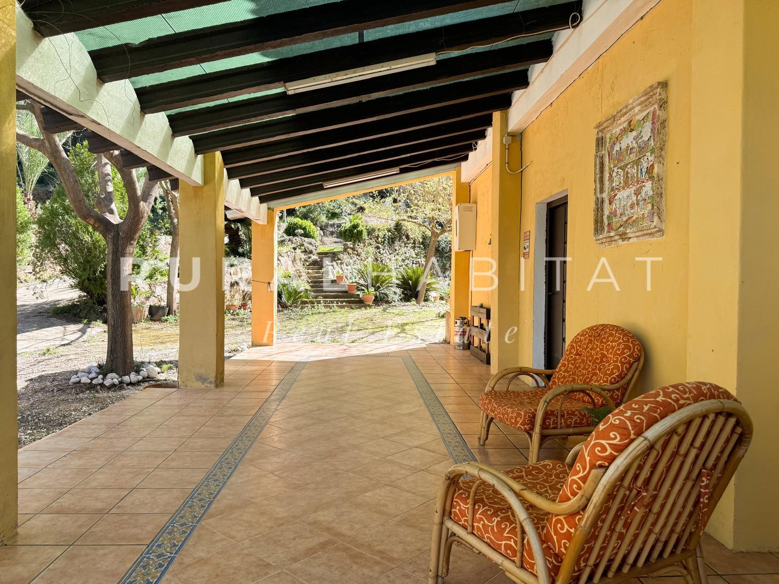 RH35. Porche Charming Rustic Estate for Sale Near Valencia